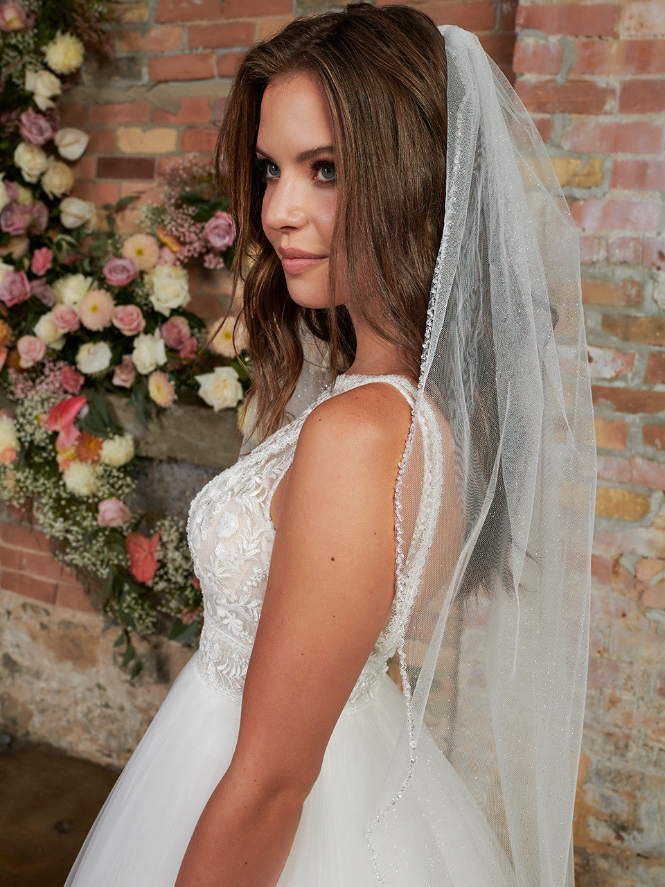 Bridal Veil - V2299SF