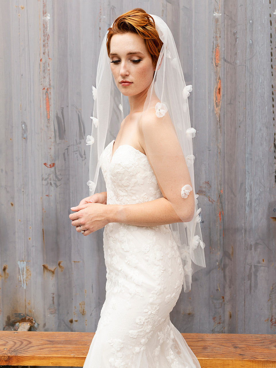 Bridal Veil - V2290SF