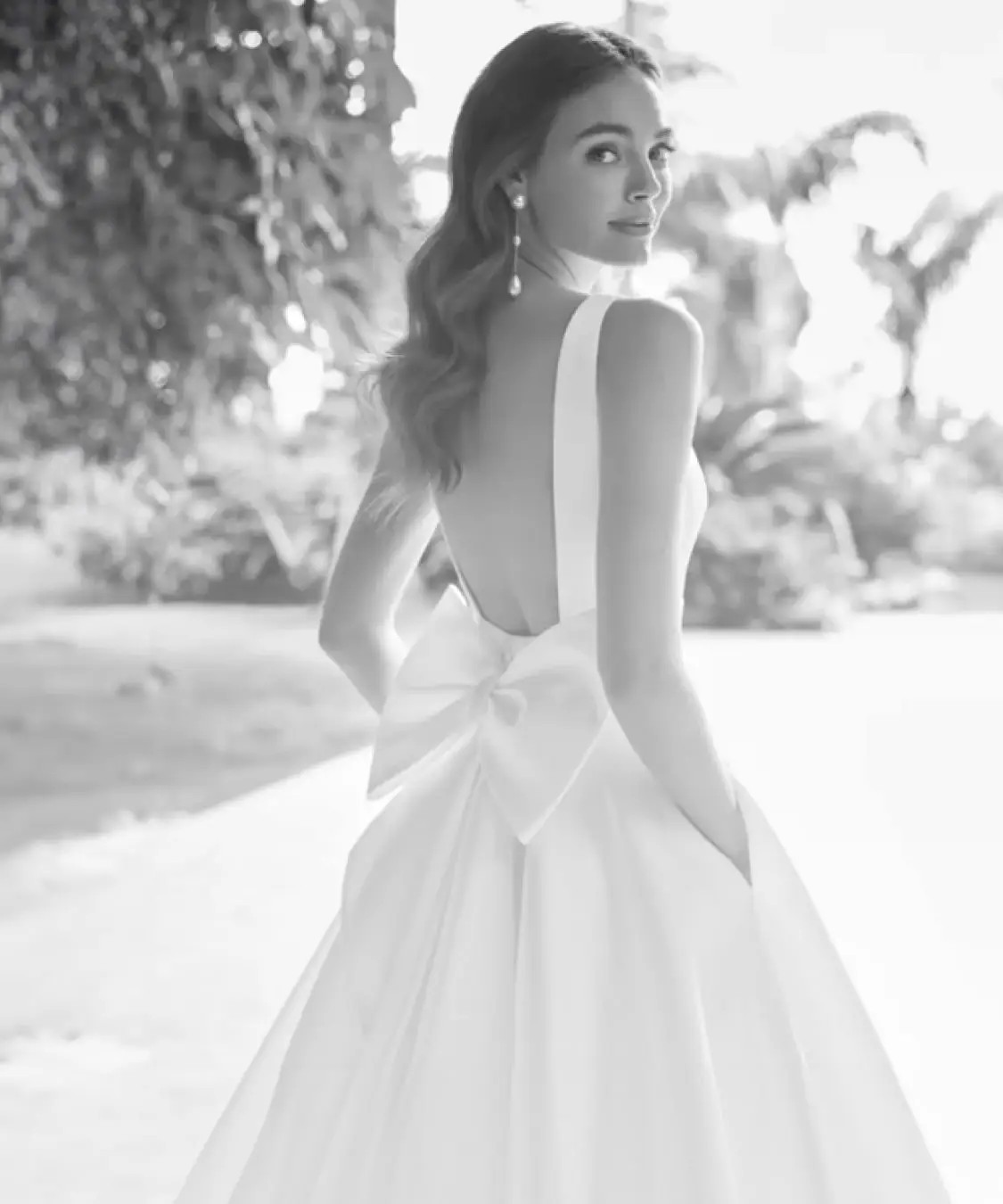 Ending 2024 With The Best Bridal Trends: Must-Have Gown Styles for Your Fall Wedding Background