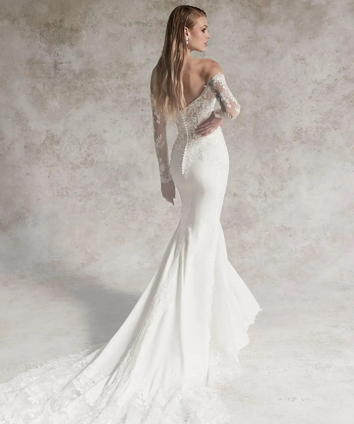 From A-Line to Trumpet: 5 Hand-Picked Gowns for For Fall Brides from SAYES Miami! Background