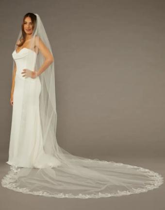 enVogue Bridal Accessories Wide Royal Cathedral Bridal Veil | V2499WRC #1 Ivory thumbnail
